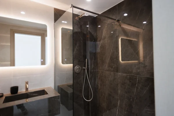 ELYSIAN BOUTIQUE SUITES Family Room με θέα στη λιμνοθάλασσα