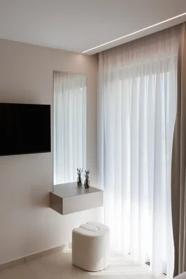 ELYSIAN BOUTIQUE SUITES Standard Suite με πλευρική θέα στη λιμνοθάλασσα