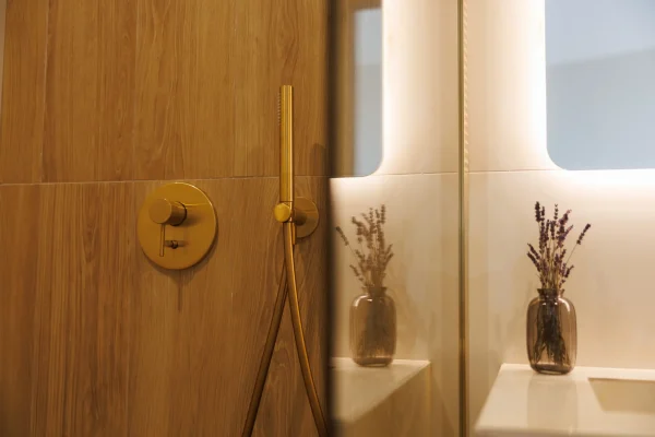 ELYSIAN BOUTIQUE SUITES Standard Suite με πλευρική θέα στη λιμνοθάλασσα